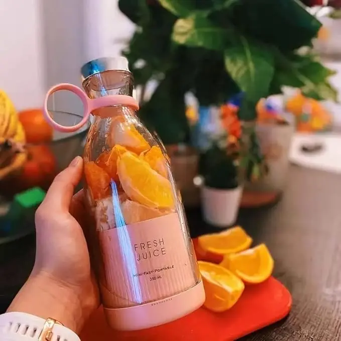 MiniBlend JuiceMaker
